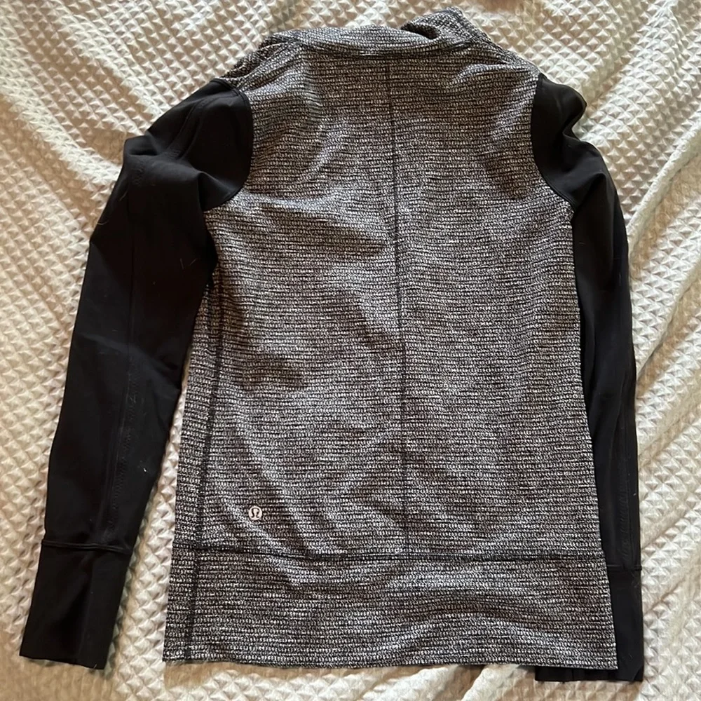 Lululemon full zip jacket - Picture 4 of 5